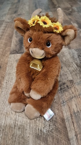 Small highland cow - cow, (flowers)