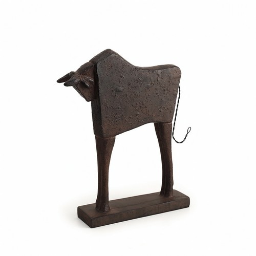 Cow sculpture with - sculpture, rectangular
