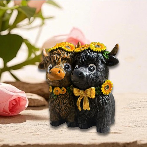 Highland cow couple - highland, figurine