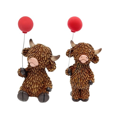 Small highland cow - small,