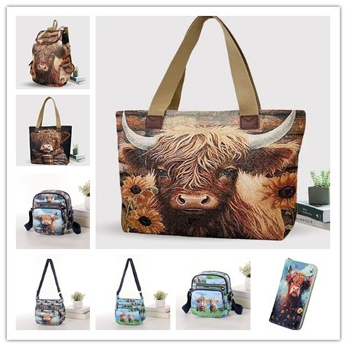 Highland cow shopping - shopping, shoulder